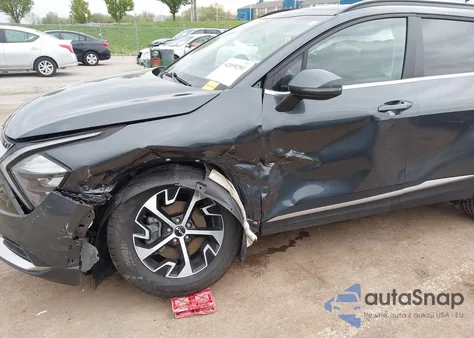 2023 Kia Sportage Hybrid Ex from USA, damaged, VIN KNDPVCAG2P7046184